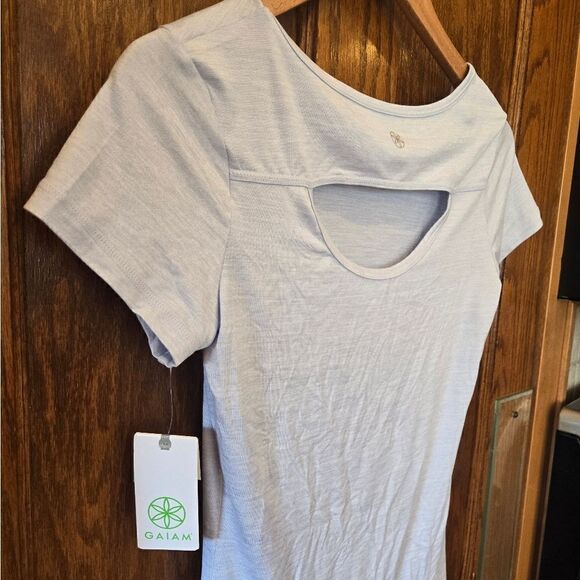 GAIAM Yoga Ruched Cut out Top XSMALL NWT - Picture 7 of 10